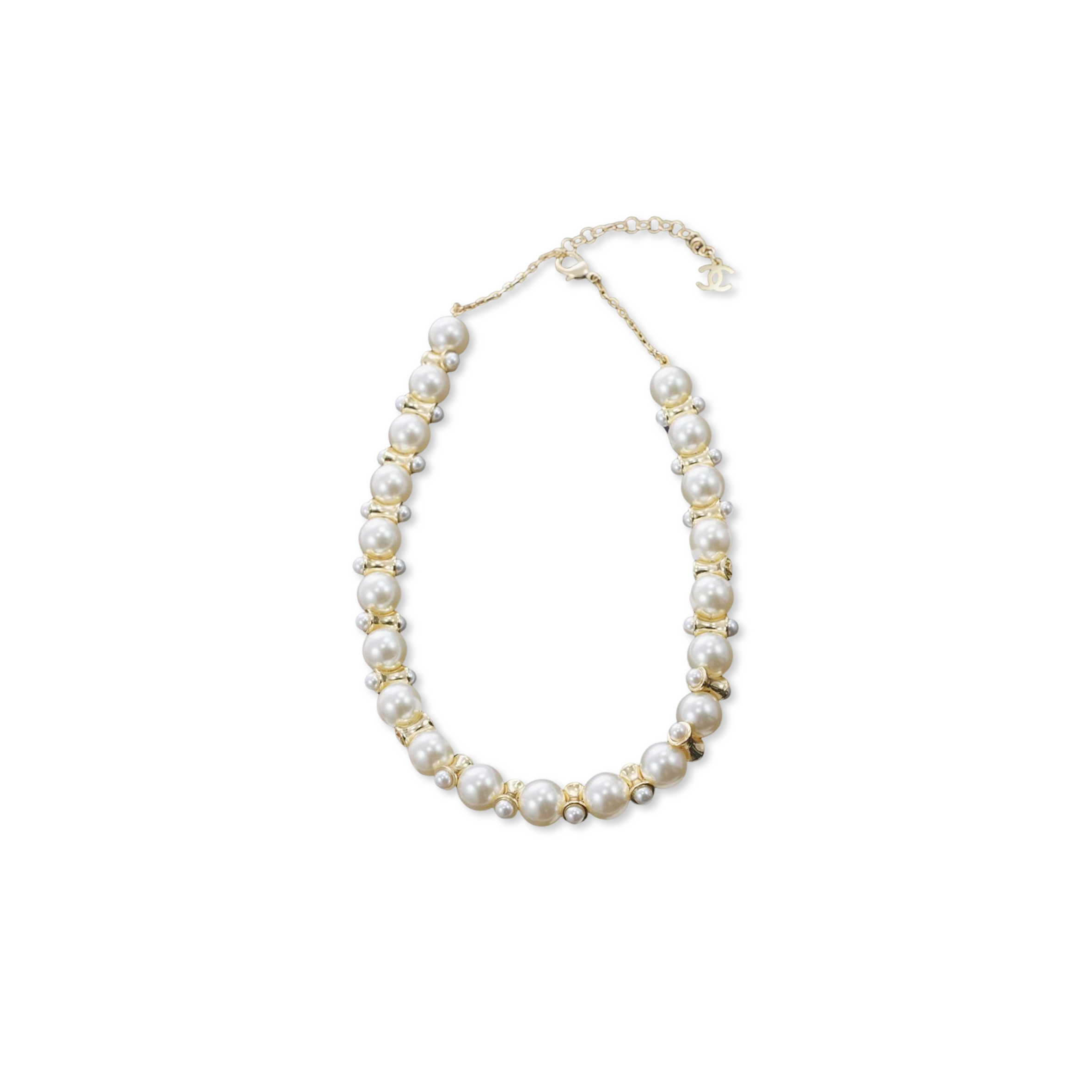 CHANEL PEARL NECKLACE